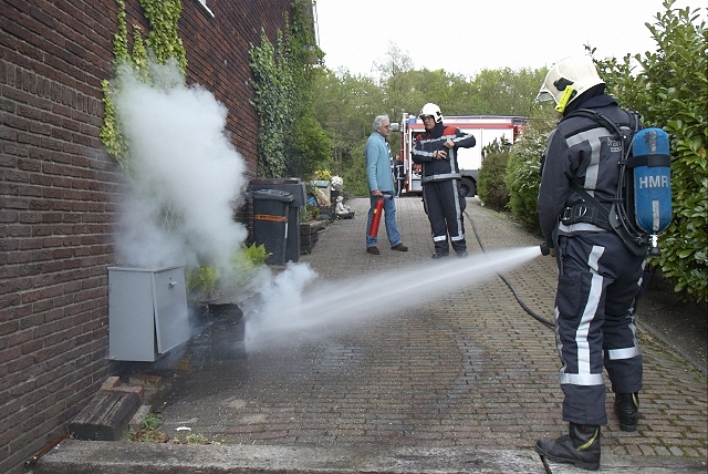 2010/109/20100510 002 Buitenbrand Nieuwemeerdijk.jpg